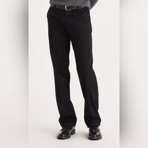 NWT 36x29 Dockers Classic Fit Easy Khaki Black Slacks